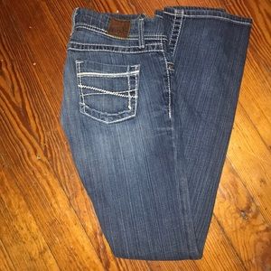 BKE Stella 28 x 33 1/2 perfect condition (: